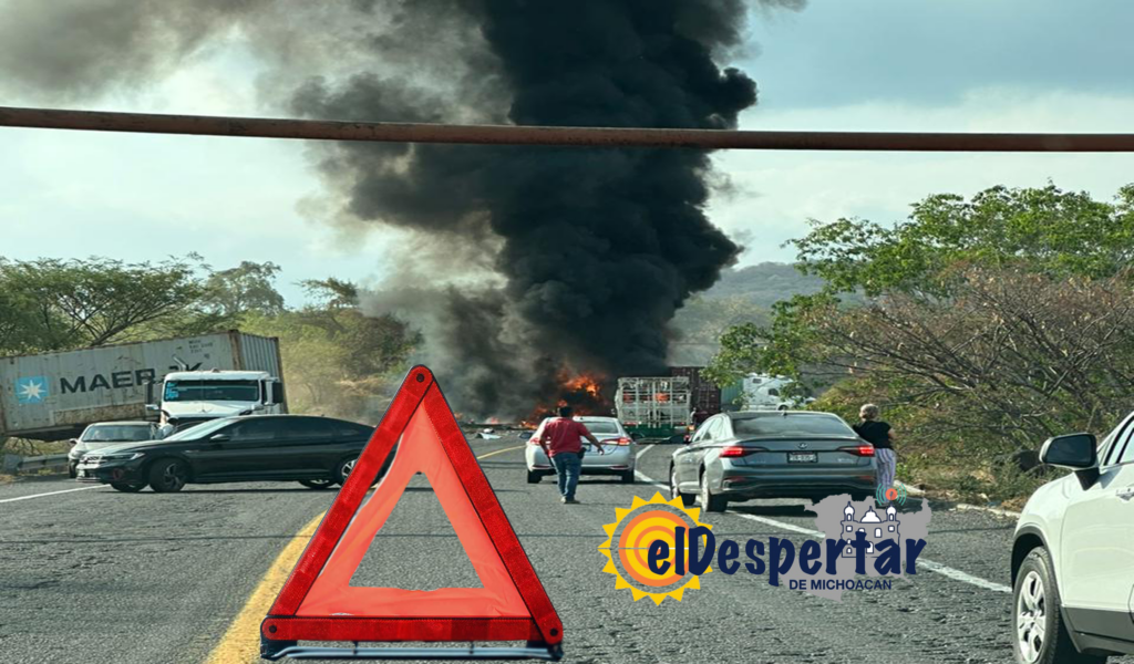Fuerte accidente en la autopista siglo 21 entre dos tráileres. - El ...